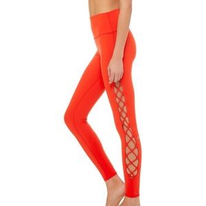 Alo Cherry Pop Leggings!